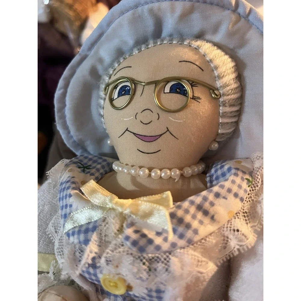 PLASTIC BAG HOLDER Old Granny Farmhouse Kitchen Handmade Storage & Decor